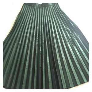 Women’s Skirt size small